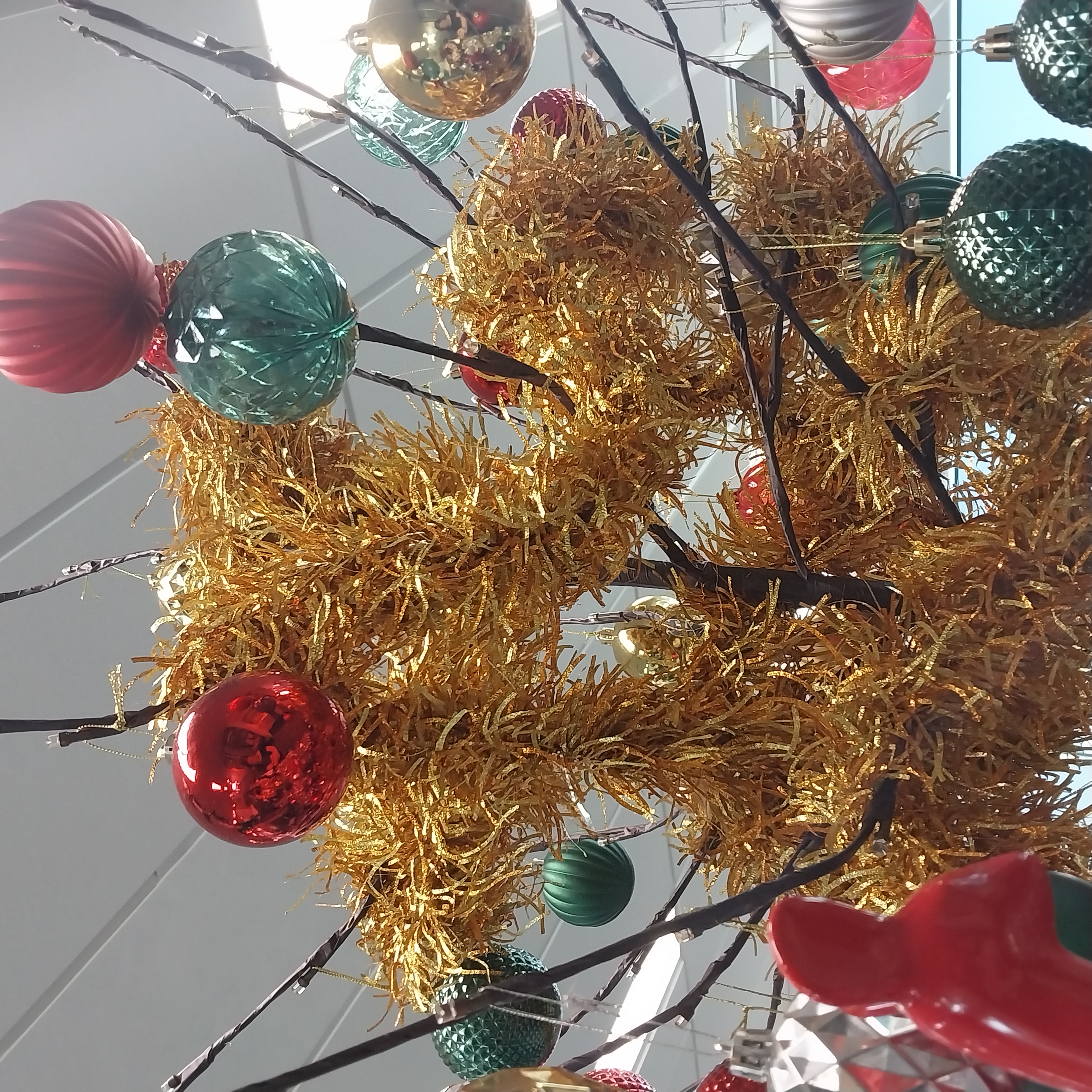 tinsel tree